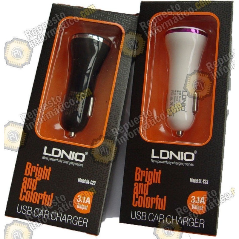 Adaptador Individual  para cargar en el coche color blanco, de 3.1A USB DL-C23